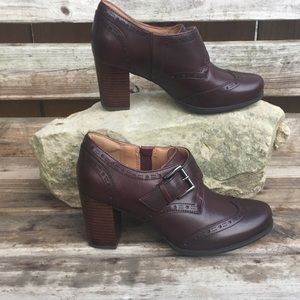 clarks ciera burgundy
